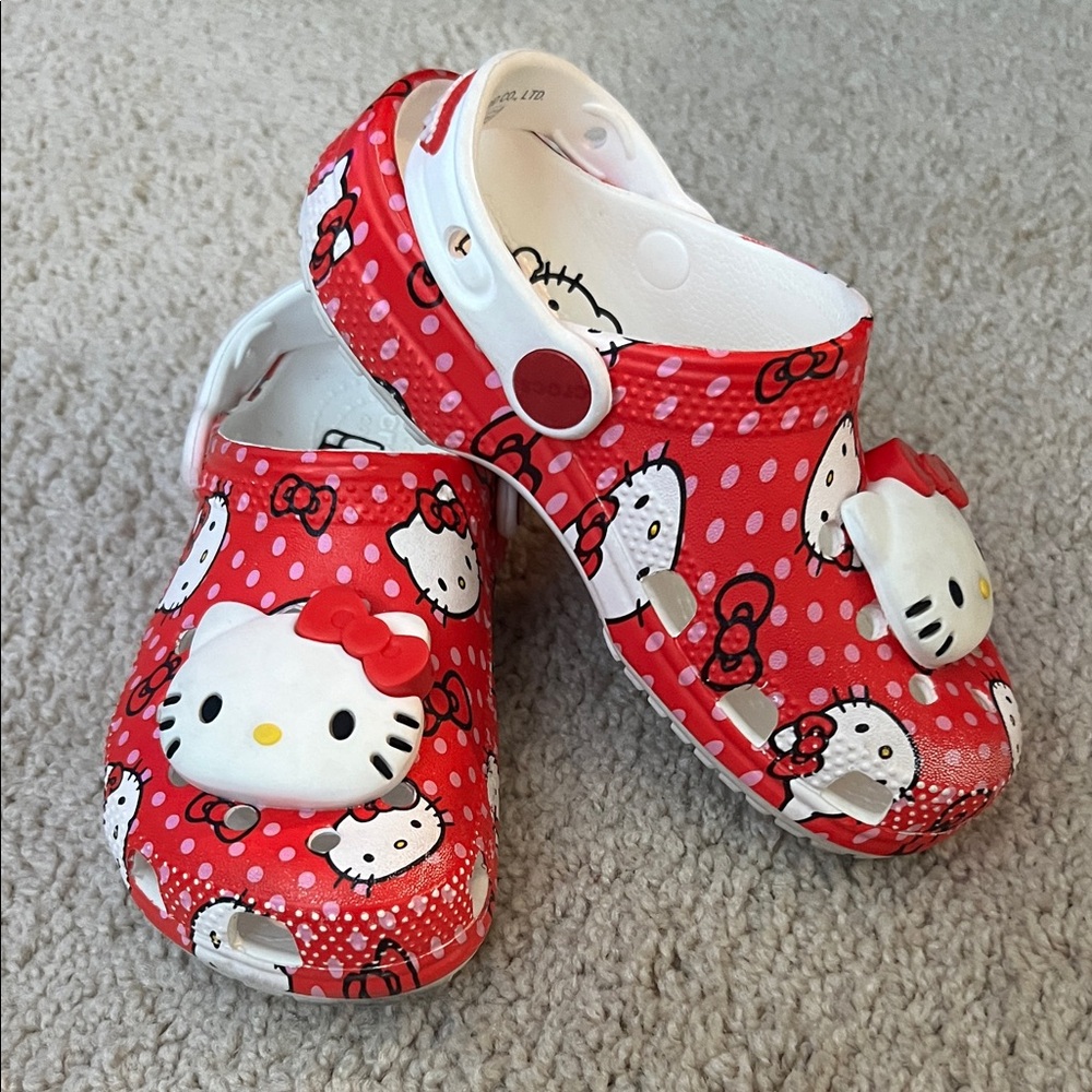 Sanrio Hello Kitty Kids Slippers - Red and White - Picture 2 of 12